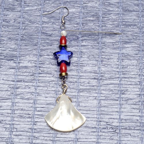 Nancy Chase's 4th of July Earrings - , Holiday Designs, Loops, Wire Loop, Wrapped Wire Loop, Beads, Bend the wire at a 90 degree angle